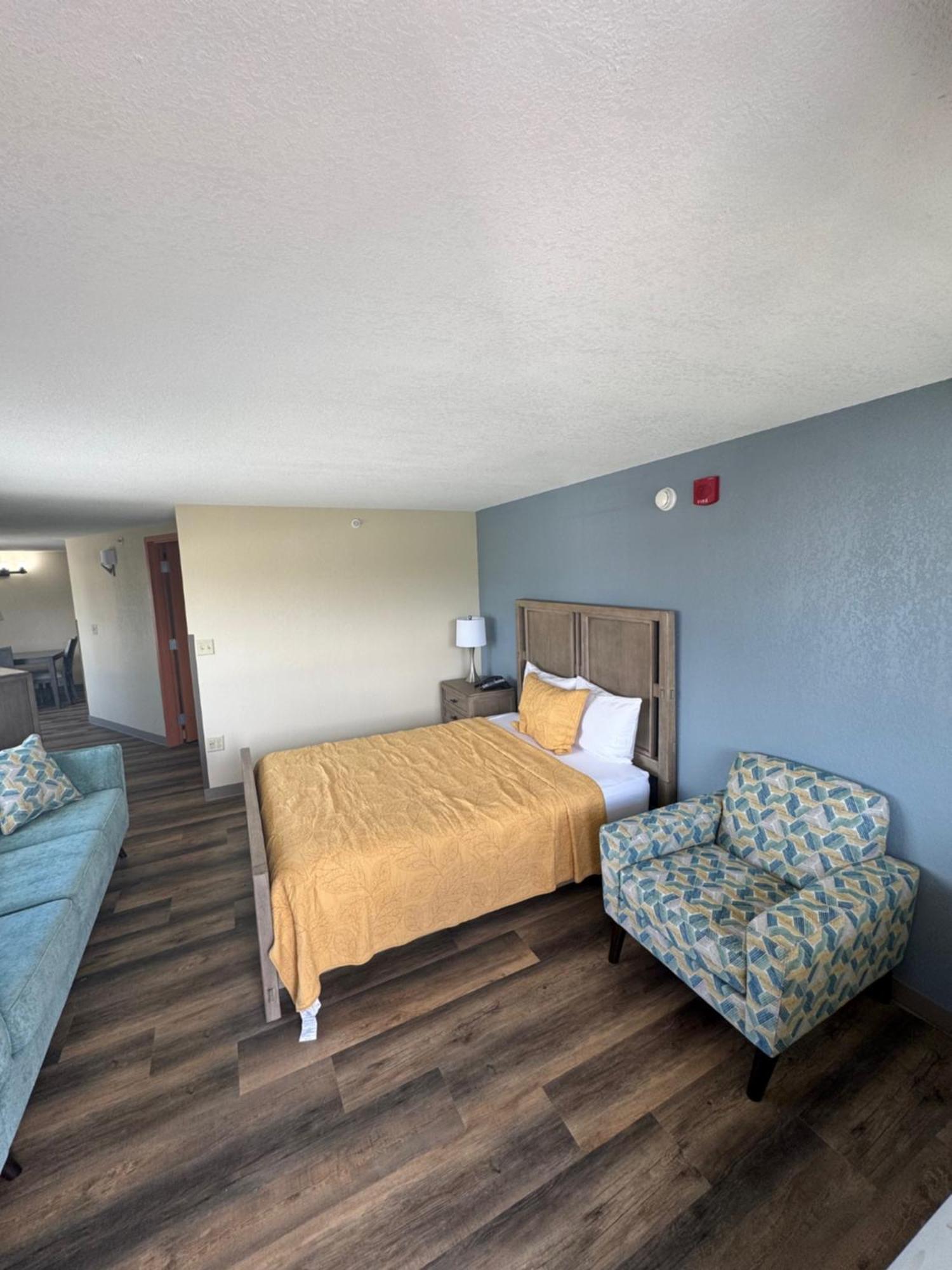Grand Smokies Hotel